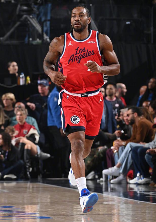 广发体育APP-贝恩36分状元郎准三双，小卡37+8+4+3+2难救主，魔术险胜快船